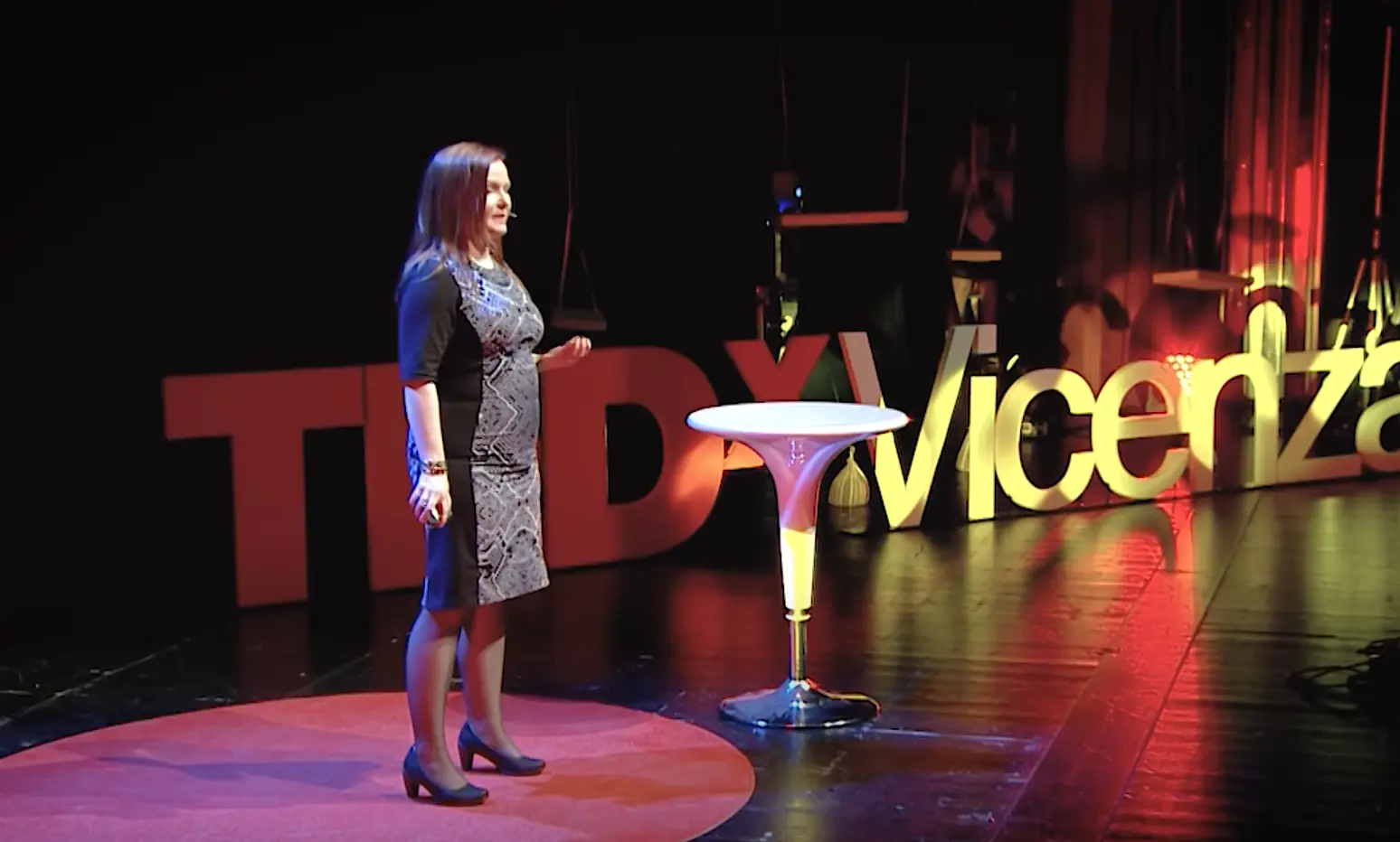 Kan hackare bryta mitt hjärta? | Marie Moe | TEDxVicenz